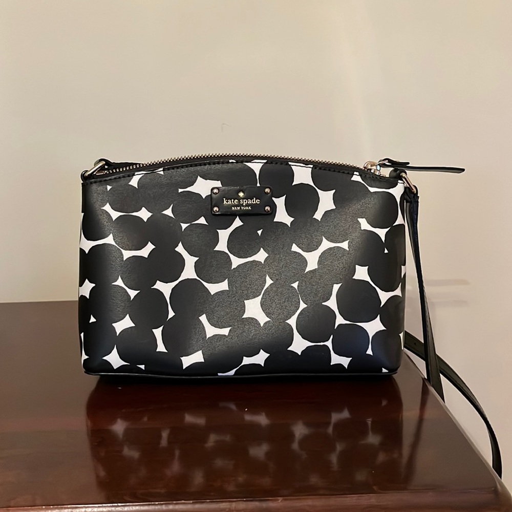 Kate Spade black and white dot side bag